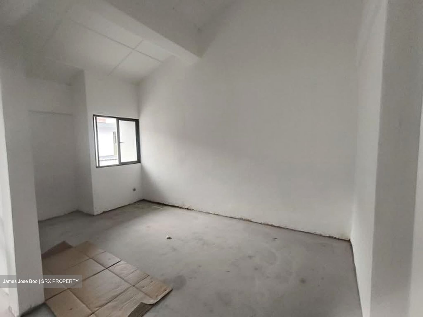 Ang Mo Kio Avenue 6 (D20), Shop House #576951781